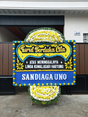 Papan Bunga Duka di Cikareo Selatan